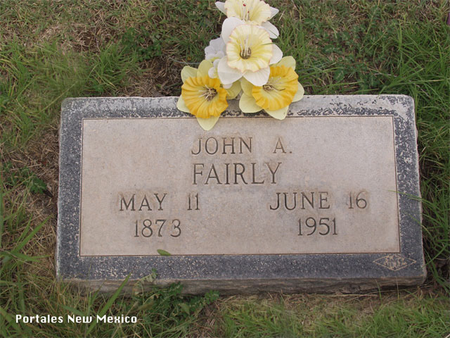 <John A. Fairly Gravestone portales nm>