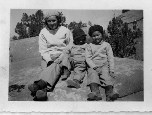 <eddy sheila donna sitting on big rock in the breaks ramon diamond a ranch>