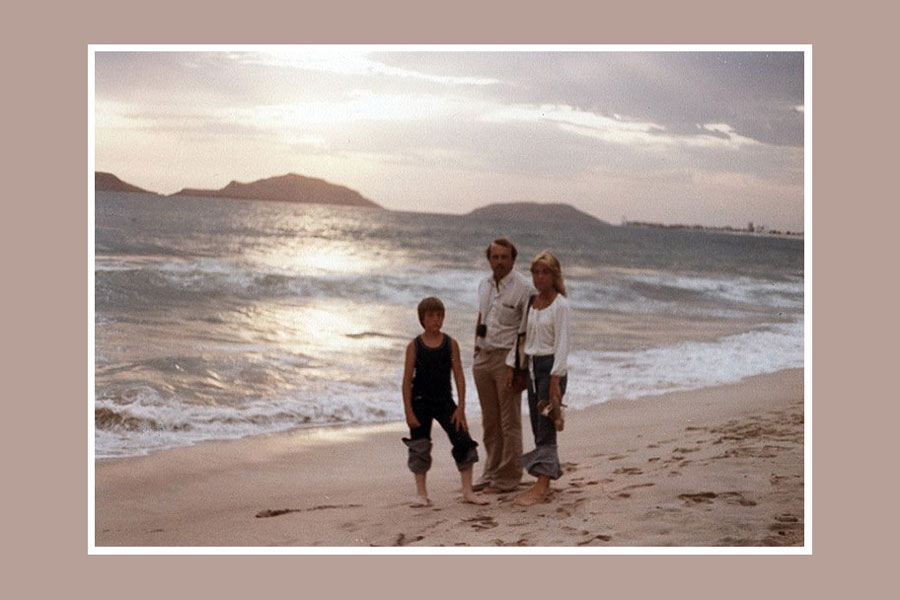 <ron terry kelly beach mazatlan>